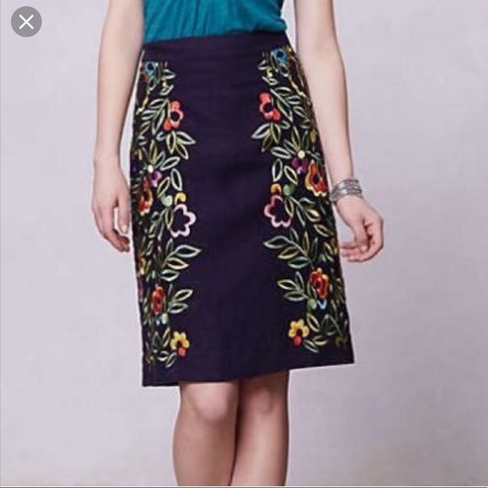 💥Final Price💥Anthropologie Embroidered Skirt